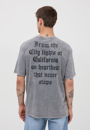 Terranova CON SCRITTA GOTICA FRONTE/RETRO - T-shirt con stampa - grigio