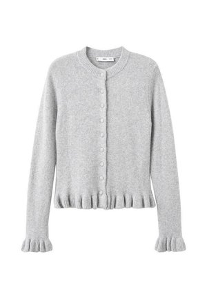Cardigan de punto gris claro con dobladillo acanalado, cuello redondo y cierre de botones. Presenta puños con volantes y un acabado texturizado.