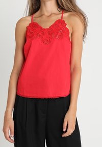 New Look Top - red
