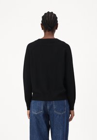 Repeat Strickpullover - black