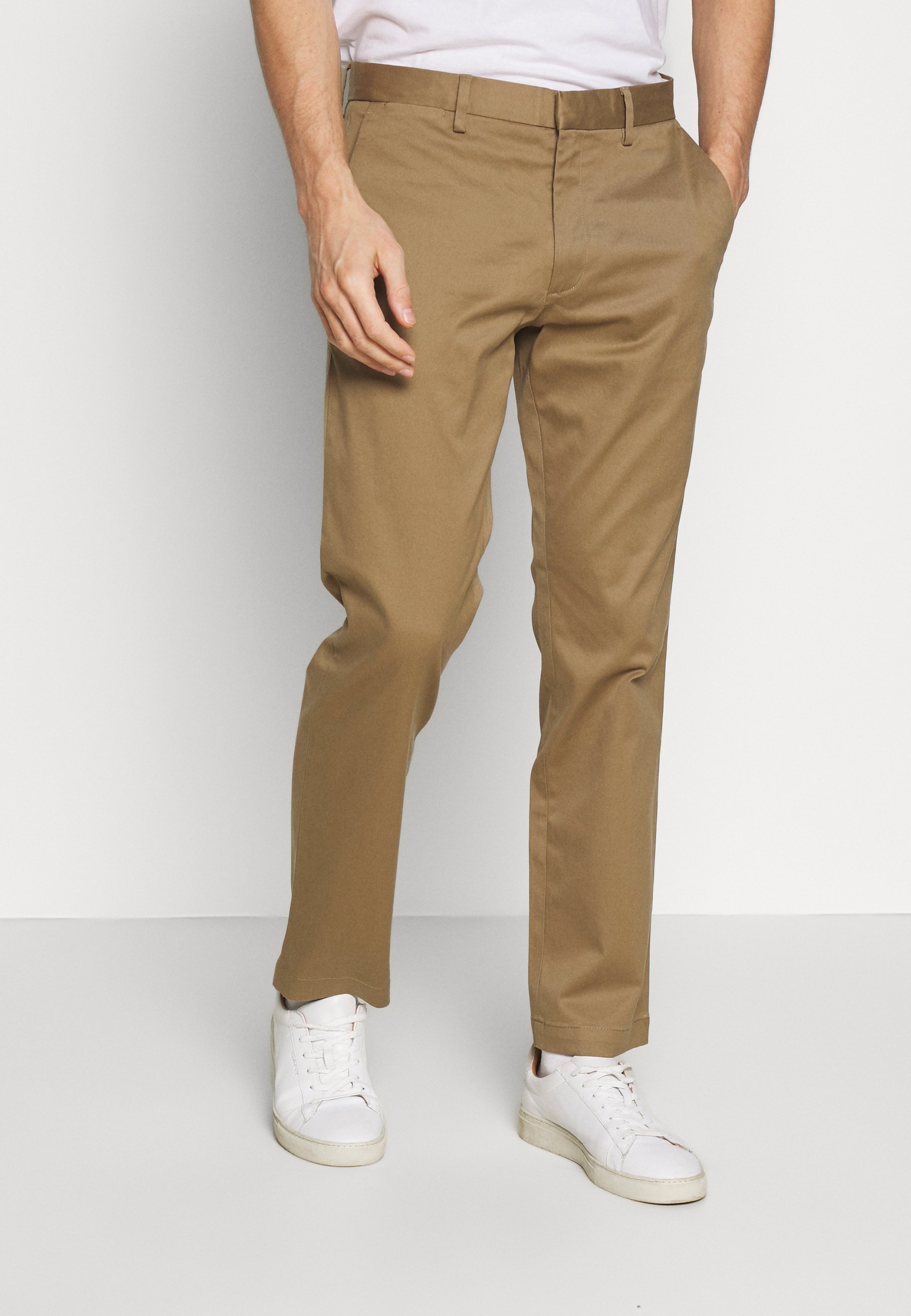 nike air force 1 with chinos