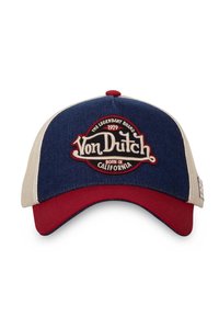 Casquette de baseball rouge, bleue et beige avec texture en tissu. Comprend un logo Von Dutch brodé et une visière courbée. Design à dos en maille.