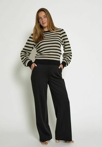 Minus Maglione - s string stripe