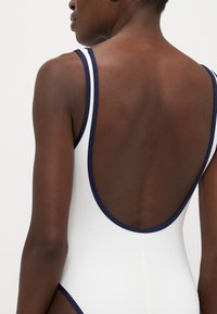Speedo BOUND SCOOP - Badpak - white