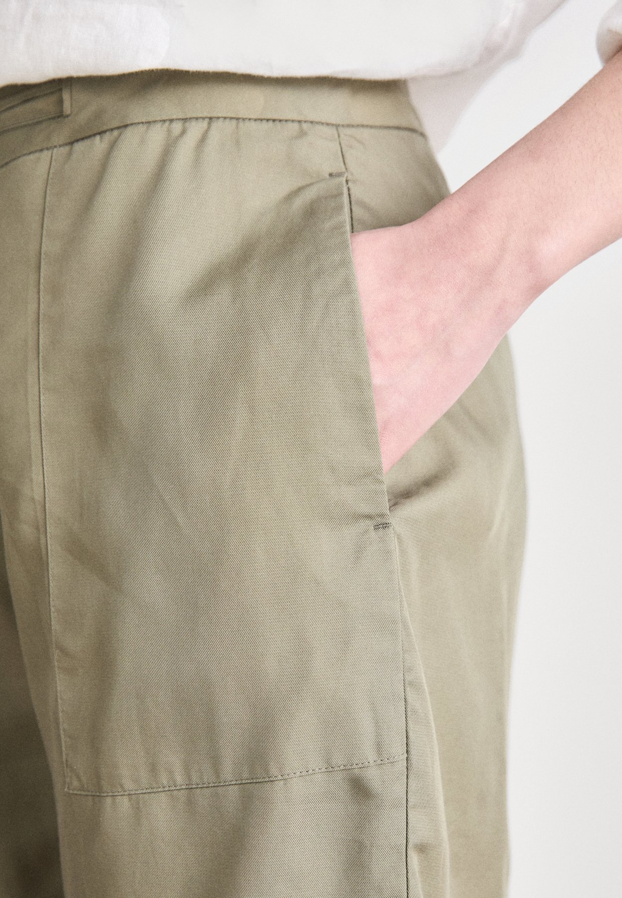 TIE WAIST