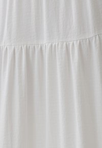 TUSSAH MILLY  - Maksi svārki - white