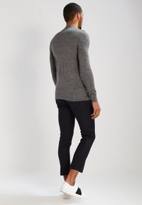 KIOMI Trousers - mottled grey