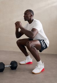 Under Armour PROJECT ROCK SHORT - Sporta šorti - black/white