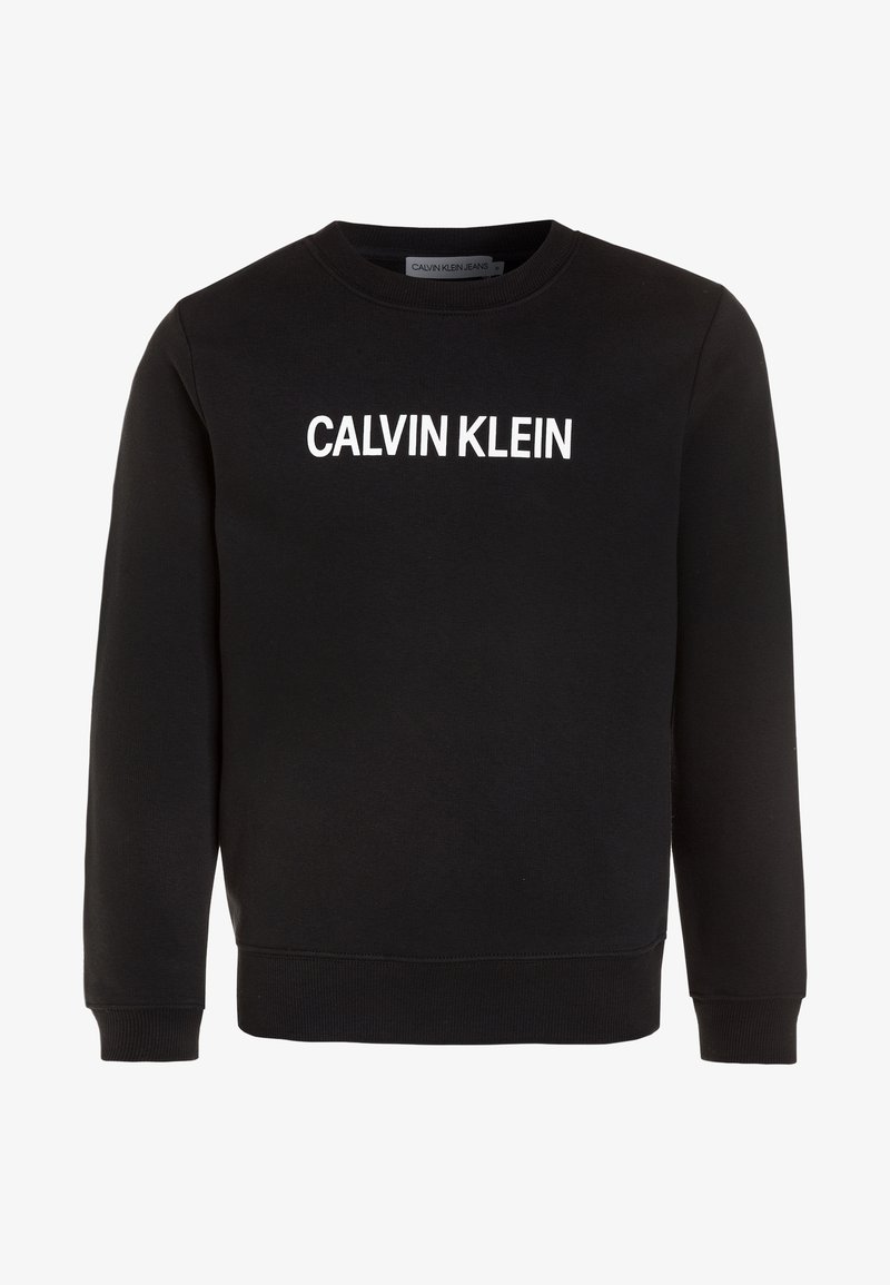 Czarna bawełniana bluza z okrągłym dekoltem, z nadrukiem "CALVIN KLEIN" dużymi białymi literami na piersi. Ściągacze na mankietach i u dołu.