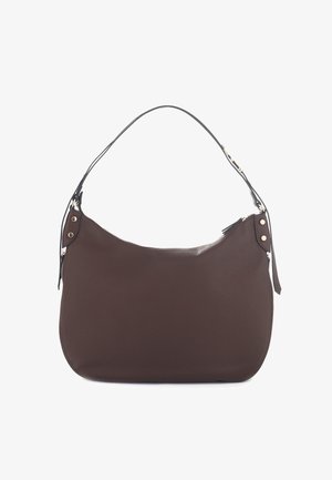 Borsa hobo in pelle marrone con forma curva, superficie texturizzata e una sola tracolla. Presenta cuciture tono su tono e dettagli in metallo.