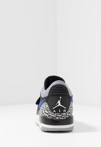 Jordan AIR JORDAN LEGACY 312 UNISEX - Sapatilhas de basquetebol - black/game royal/white/cement grey
