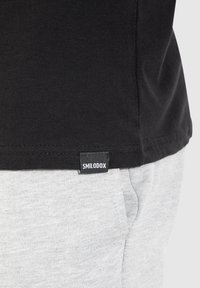 Smilodox KARRY 3ER PACK - T-shirts basic - schwarz