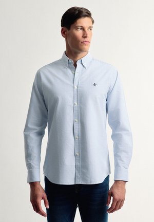 OXFORD CLÁSICA A RAYAS - Camisa - celeste