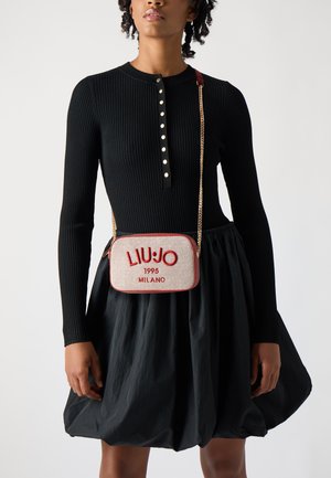CAMERA CASE - Cross body bag - rosso pompeiano