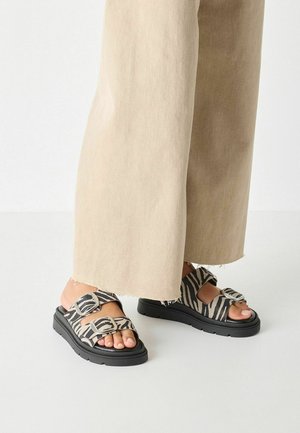 Mules - zebra