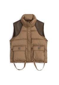 Bruine gewatteerde vest met hoge kraag, voorzien van donkerbruine leren accenten, twee voorzakken en verstelbare banden. Geweven stof.