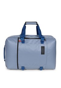 Jasnoniebieska torba podróżna wykonana z wytrzymałego materiału, z zamkiem błyskawicznym, wyściełanymi uchwytami i niebieskimi akcentami. Wymiary idealne do użytku w podróży.
