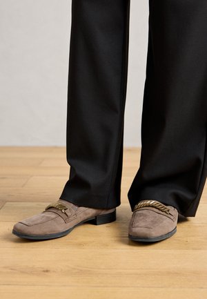Obuća za navlačenje - mohair