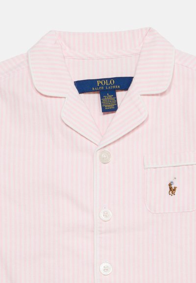 Ροζ και λευκό ριγέ πουκάμισο Polo Ralph Lauren με γιακά, τρία λευκά κουμπιά, τσέπη στο στήθος και κεντημένο λογότυπο παίκτη πόλο.