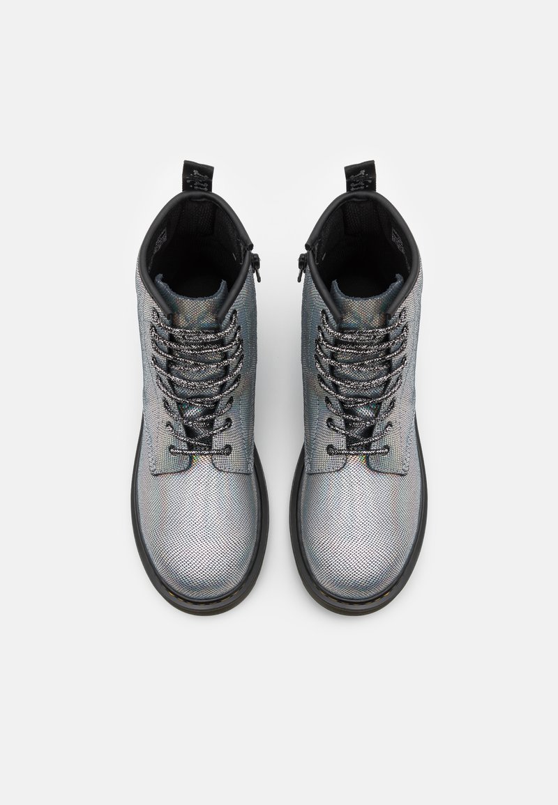 Kinder Booties | Dr. Martens 1460 Y Schnürstiefelette silver iridescent/silberfarben - SA61376 Kinder Booties | Dr. Martens 1460 Y Schnürstiefelette silver iridescent/silberfarben - SA61376