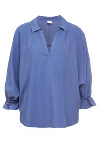 Blusa blu, ampia e fluida, realizzata in tessuto leggero, con scollatura a V, colletto e polsini arricciati. Texture liscia e design informale.