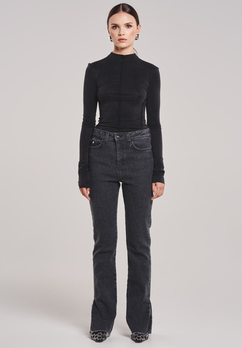 Benu TURTLENECK - Longsleeve - czarny