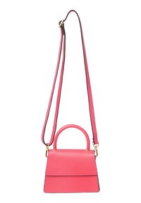 Borsa a tracolla in pelle rosa con una forma strutturata, dotata di manico superiore e di una tracolla removibile. Presenta una chiusura a pattina e bordi a contrasto.