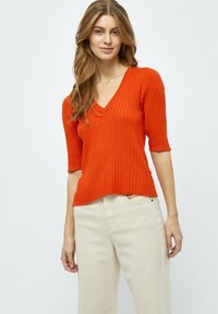 PEPPERCORN PCTANA - Jednoduché tričko - intense orange
