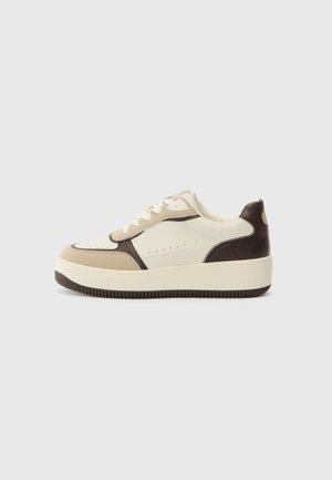FRESHY - Trainers - brown overflow