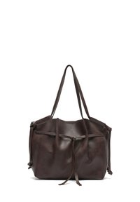 Tamsiai ruda odinė rankinė su minkšta tekstūra, sutraukta viršutinė dalis ir dvi ilgos rankenos. Šonuose yra surišti akcentai.