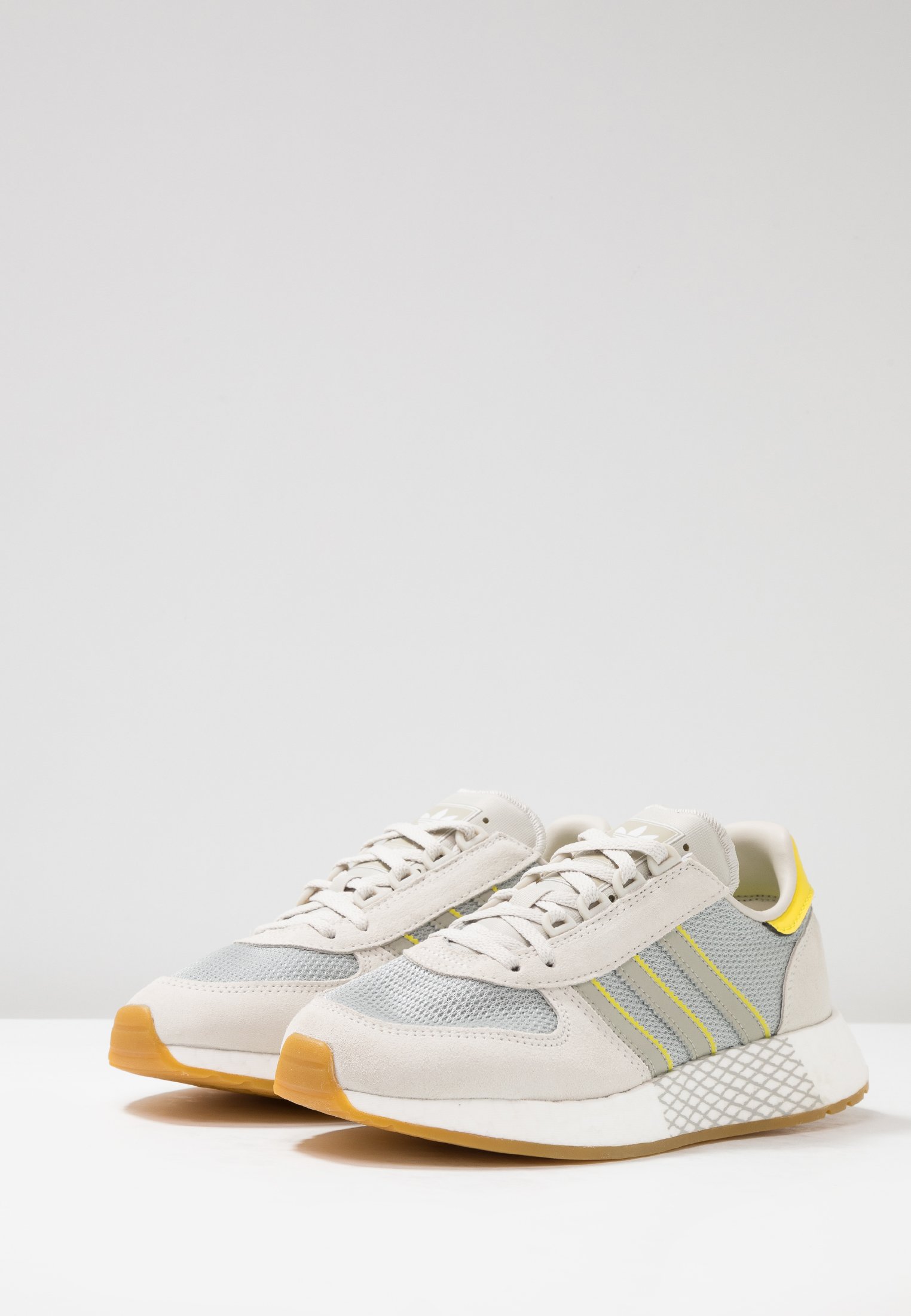 adidas tênis marathon tech