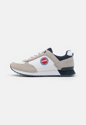 TRAVIS AUTHENTIC - Trainers - white/navy