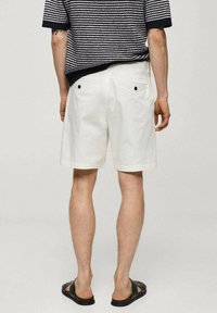 Mango Shorts - off-white
