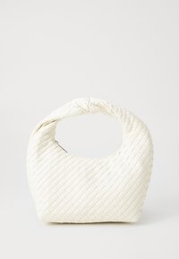 Kijelölve, offwhite