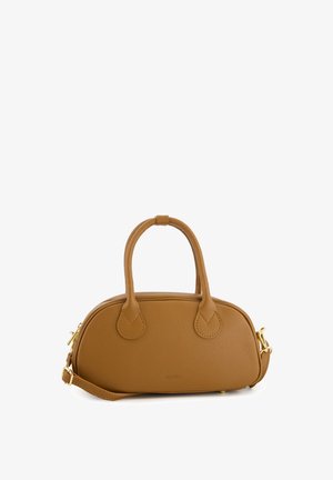 Tan leren handtas met een afgeronde vorm, dubbele handvatten en gouden hardware accenten. Heeft een gestructureerd oppervlak en een afneembare schouderriem.