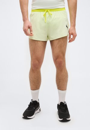 Puma M LIGHTSPEED ULTRAWEAVE 2" SPLIT - Short de sport - apple spritz