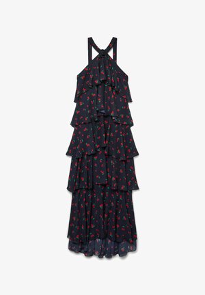 Vestido maxi floral con fondo azul marino y patrones de cereza rojos, con volantes en capas y tirantes finos con un detalle decorativo de nudo.