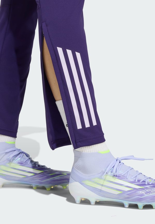 TRAINING PANT WOMEN - Tracksuit bottoms - dark purple4