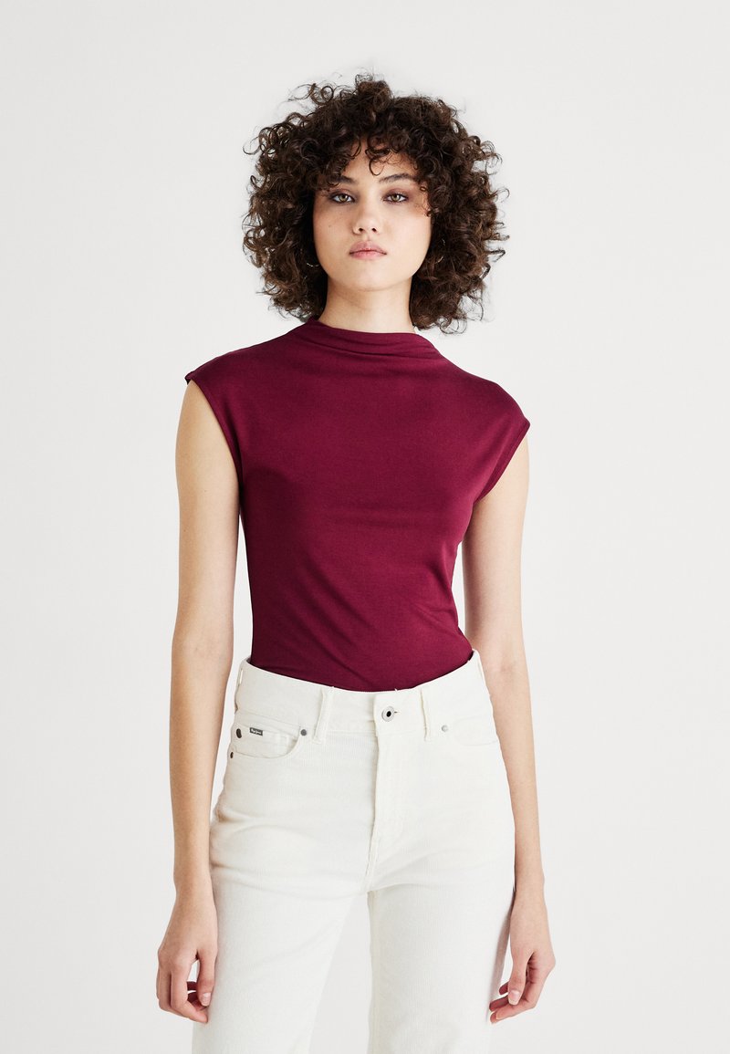 Gina Tricot SOFT TOUCH FUNNEL NECK TOP - Pamata T-krekls - zinfandel