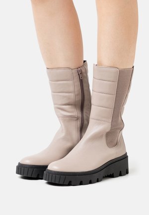 Platform boots - dark nude/schwarz