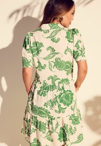 Myleene Klass PRINTED V-NECK COLLARED - REGULAR FIT - Vapaa-ajan mekko - ecru white