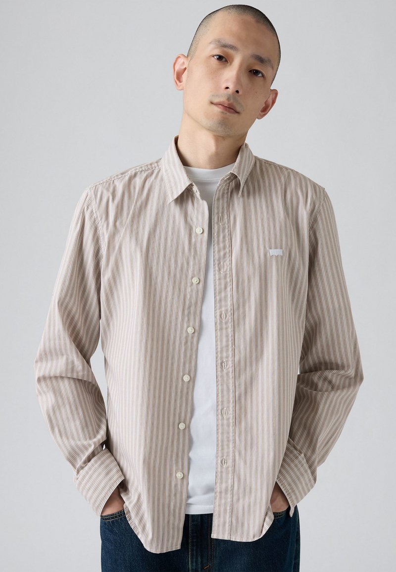 Levi's® BATTERY SHIRT - Košile - rory stripe bright white