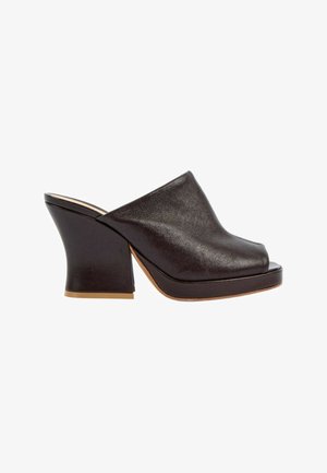 Bottega Veneta, Mules à talons - brown