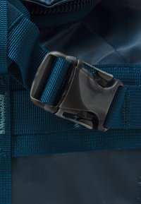 The North Face BASE CAMP VOYAGER DUFFEL 42L UNISEX - Aizturis - midnight petrol/algae blue