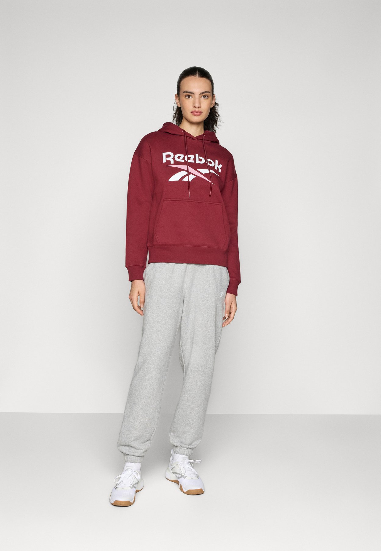 COLOR LOGO HOODIE