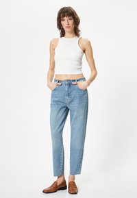 Koton MOM FIT - Vaqueros boyfriend - blue denim