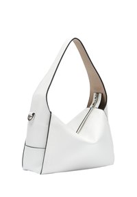 Biała skórzana torebka o unikalnym kształcie, z kontrastowym czarnym wykończeniem i srebrnym zamkiem błyskawicznym. Posiada pojedynczy pasek na ramię.