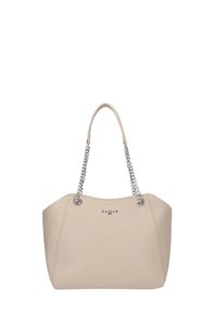 Borsa tote sintetica beige con doppi manici a catena, bordi arrotondati e un sottile logo decorativo sulla parte frontale. Texture liscia con un design strutturato.