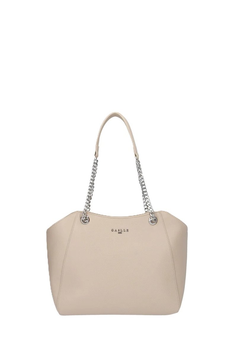 Borsa tote sintetica beige con doppi manici a catena, bordi arrotondati e un sottile logo decorativo sulla parte frontale. Texture liscia con un design strutturato.