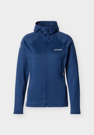 Sudadera con capucha azul marino con cremallera, mangas largas, bolsillos laterales y logo de Berghaus en el pecho y la manga izquierda, exhibida sobre un fondo liso.